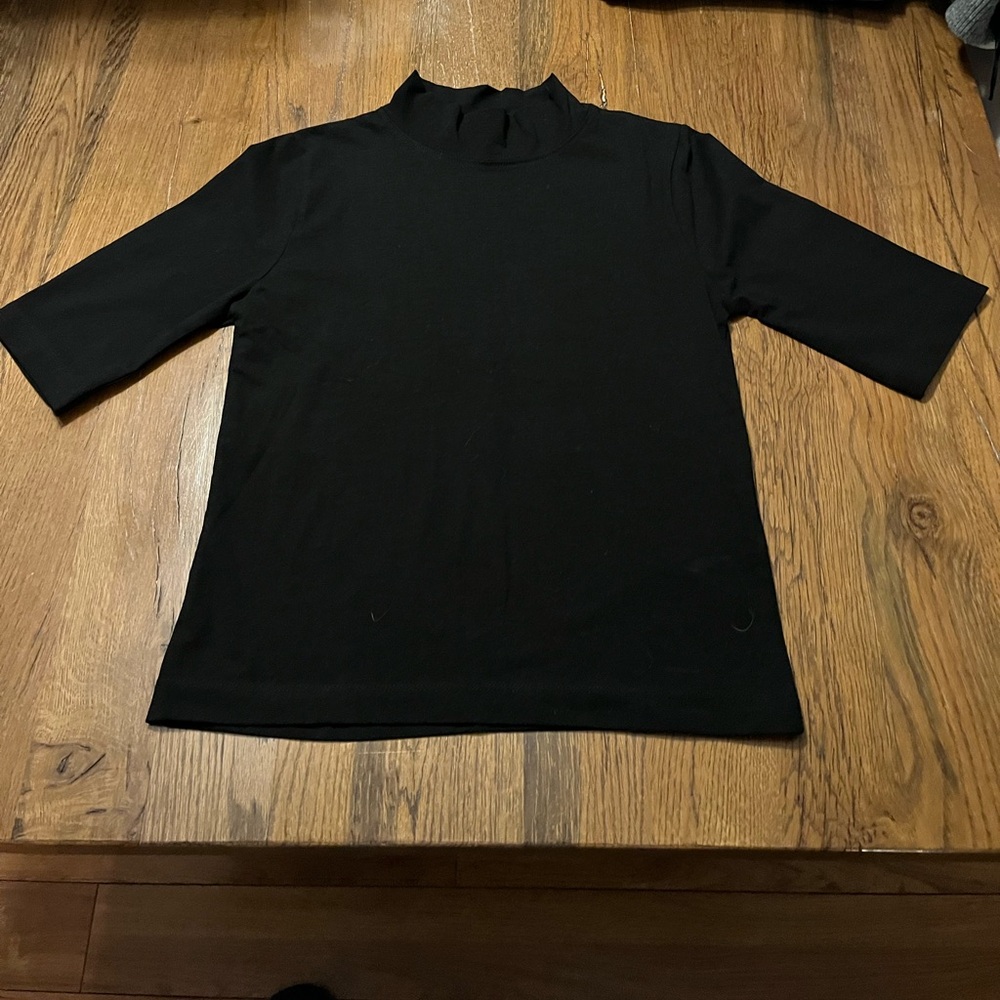 # 151 Zara Elegant Black Short Sleeve Top
